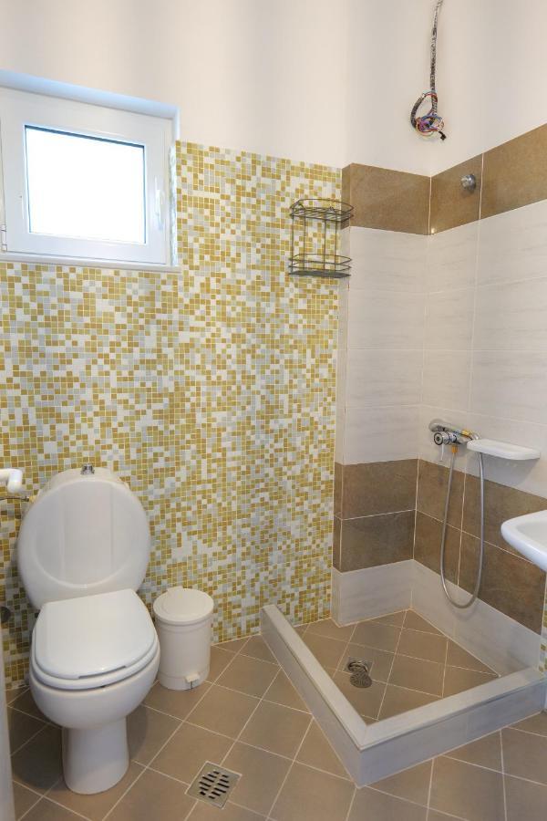 Kristal Apartments Ksamil Bagian luar foto