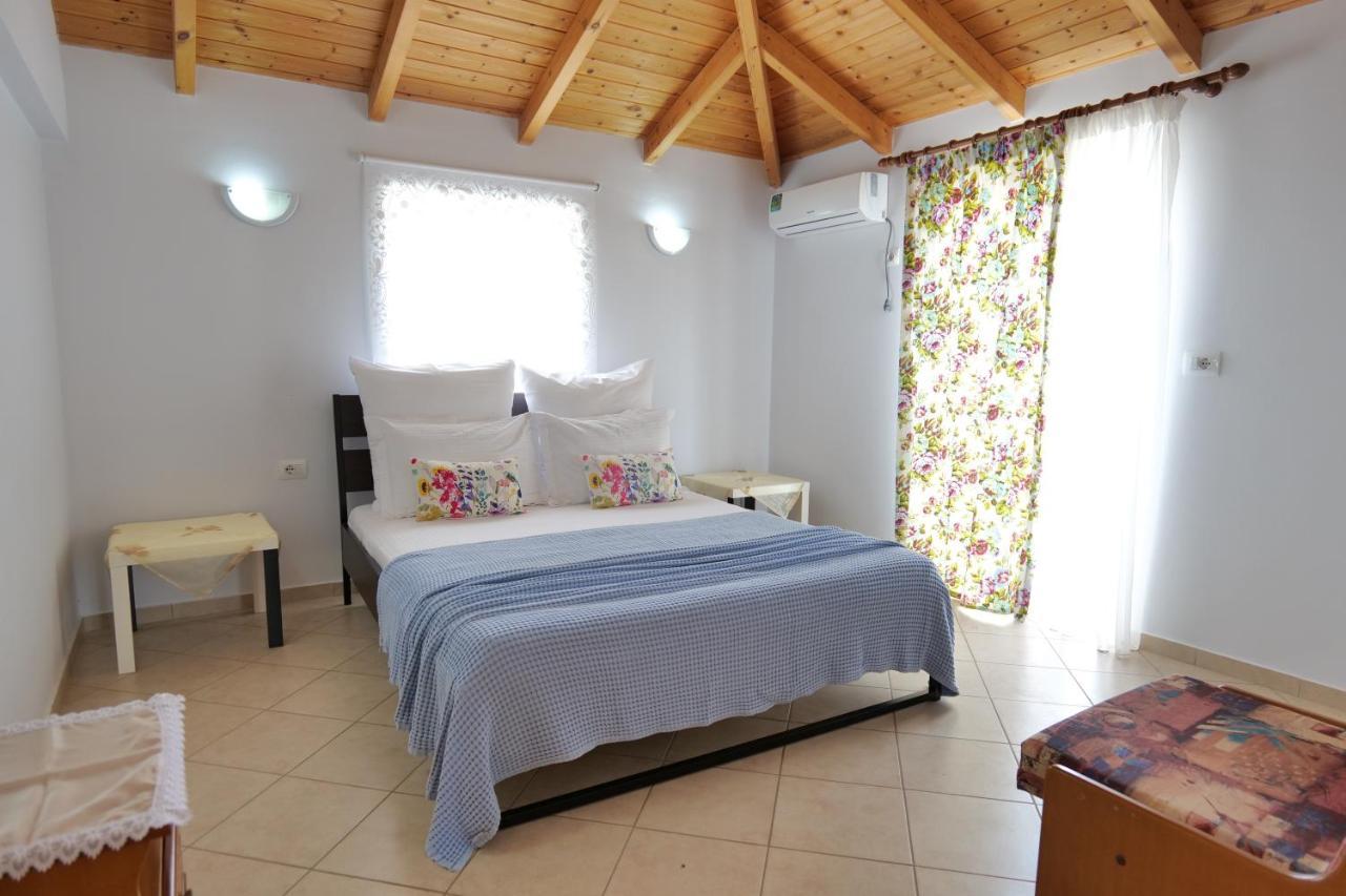 Kristal Apartments Ksamil Bagian luar foto