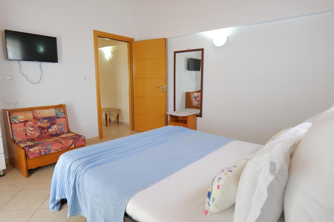 Kristal Apartments Ksamil Bagian luar foto