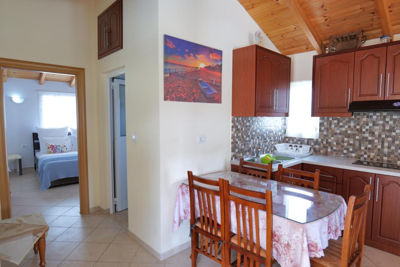Kristal Apartments Ksamil Bagian luar foto