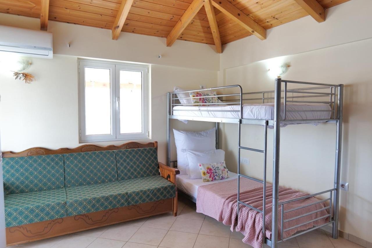 Kristal Apartments Ksamil Bagian luar foto